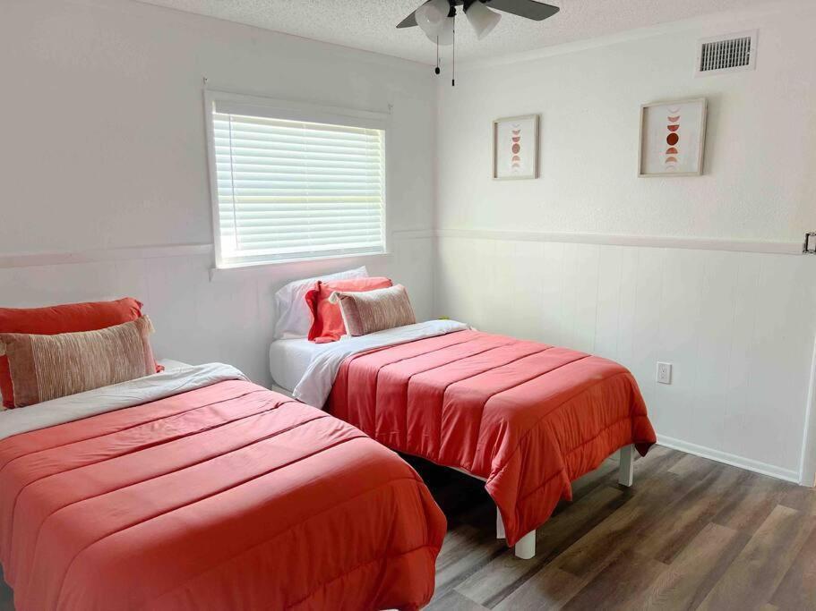 Sparkling Guest Home 2 Bedroom-15 Minutes To Clearwater Beach Buitenkant foto