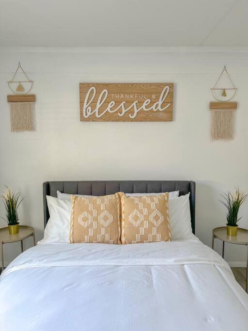 Sparkling Guest Home 2 Bedroom-15 Minutes To Clearwater Beach Buitenkant foto